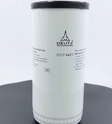 Il filtro dell'olio genuino del motore diesel parte 01174421 con l'imballaggio neutrale